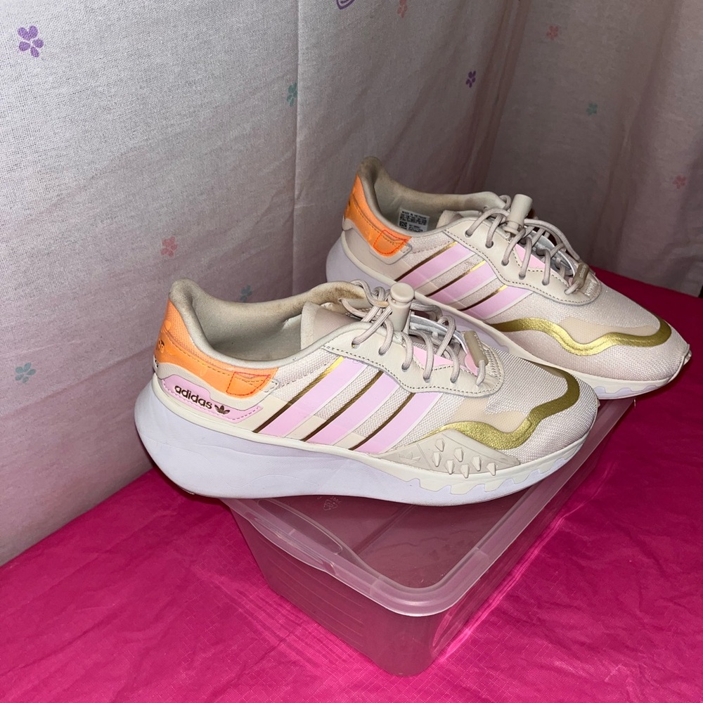 Adidas Women's Cream and Gold Sneakers